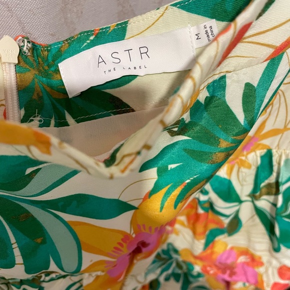 ASTR Rooni Tiered Maxi Skirt - Picture 7 of 8